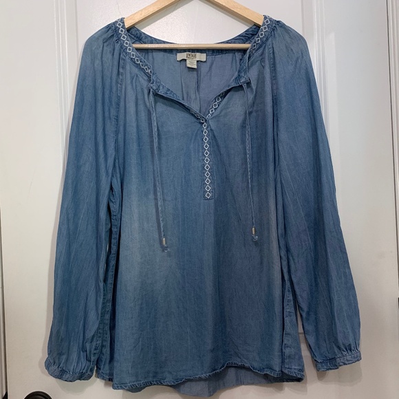 Distressed Denim Top - Picture 2 of 11